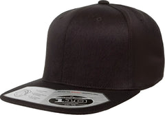 Flexfit 110 Flat Bill Snapback Cap Black Black / 6 7/8’’ 7 1/2’’