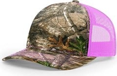 Richardson 112PFP 5 Panel Patterned Snapback Trucker Caps Realtree Edge Neon Pink Realtree Pink / OSFM